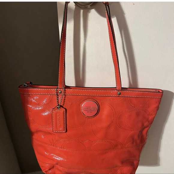 Coach Signature Patent Tote No. K1020-F15142 Burnt Orange Vintage Y2K with CoA - Picture 11 of 16